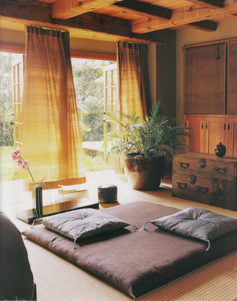 01-space-for-two-meditation-spaces-homebnc.jpg